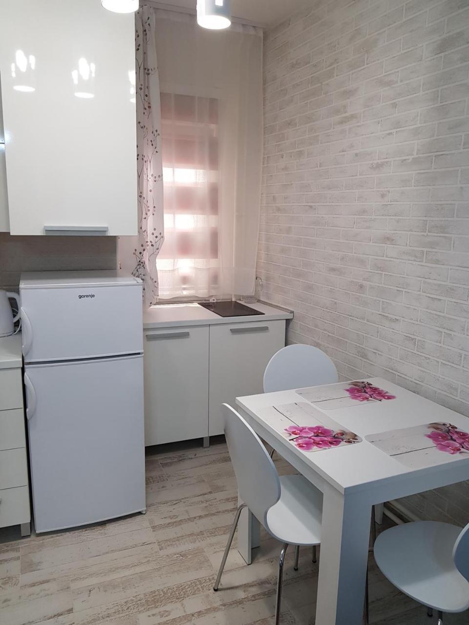 Apartman "Garden" Novi Sad Exterior foto